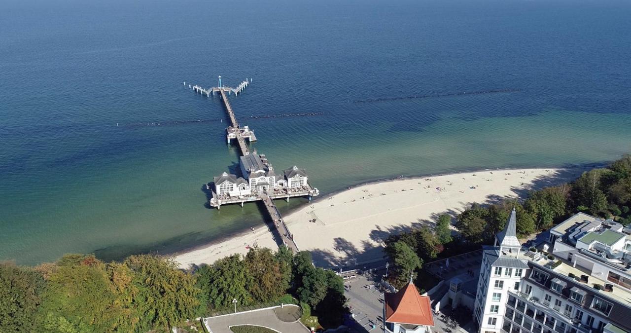 Wg Bernstein - Reetdachhaus - Ruhe Und Seeblick Sellin  Bagian luar foto
